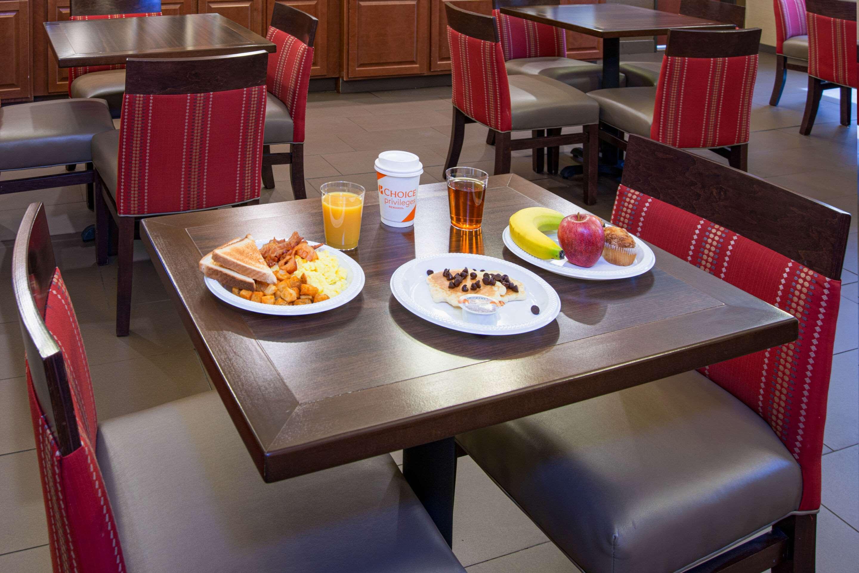 Comfort Inn Naugatuck-Shelton, Ct Zewnętrze zdjęcie