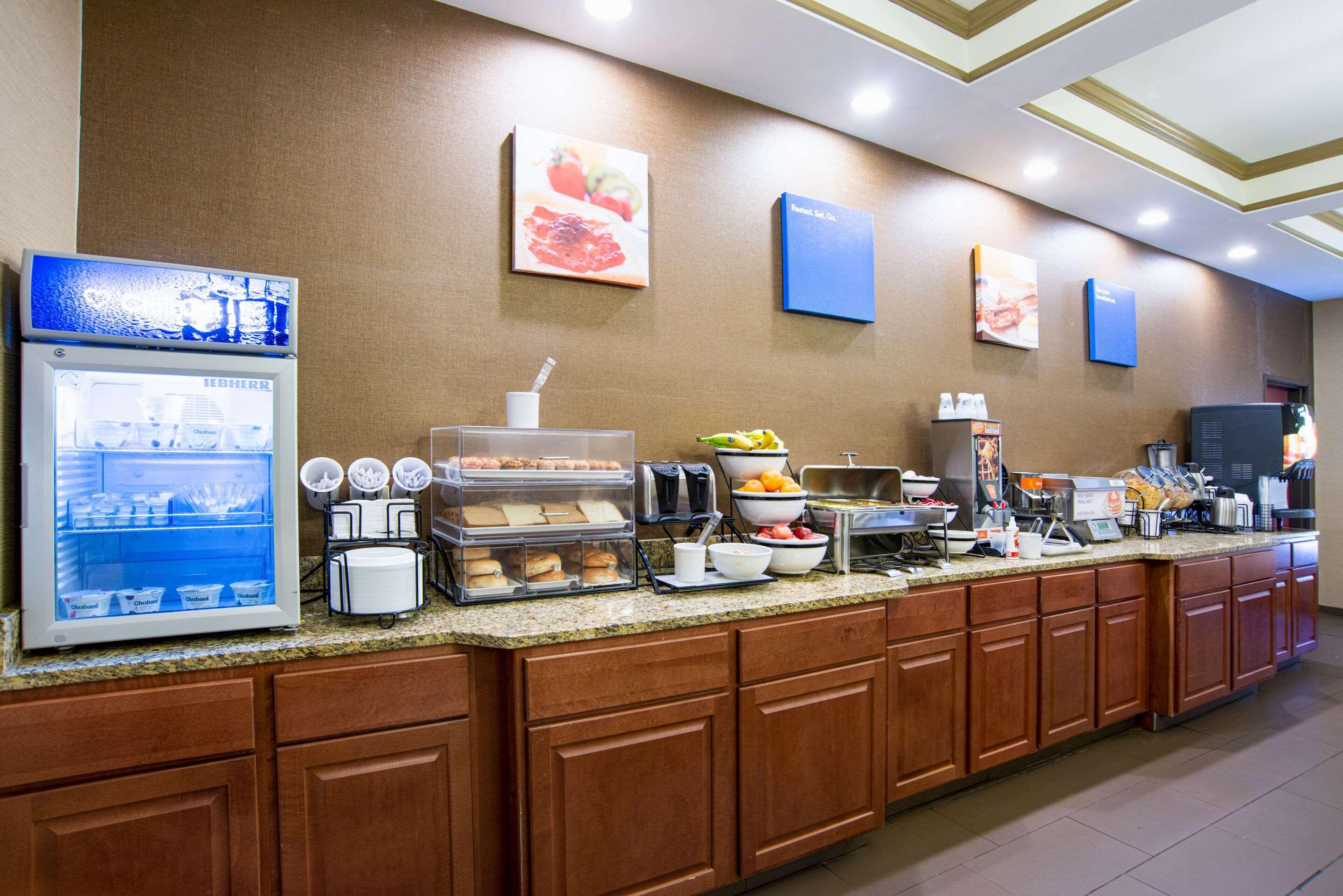 Comfort Inn Naugatuck-Shelton, Ct Zewnętrze zdjęcie