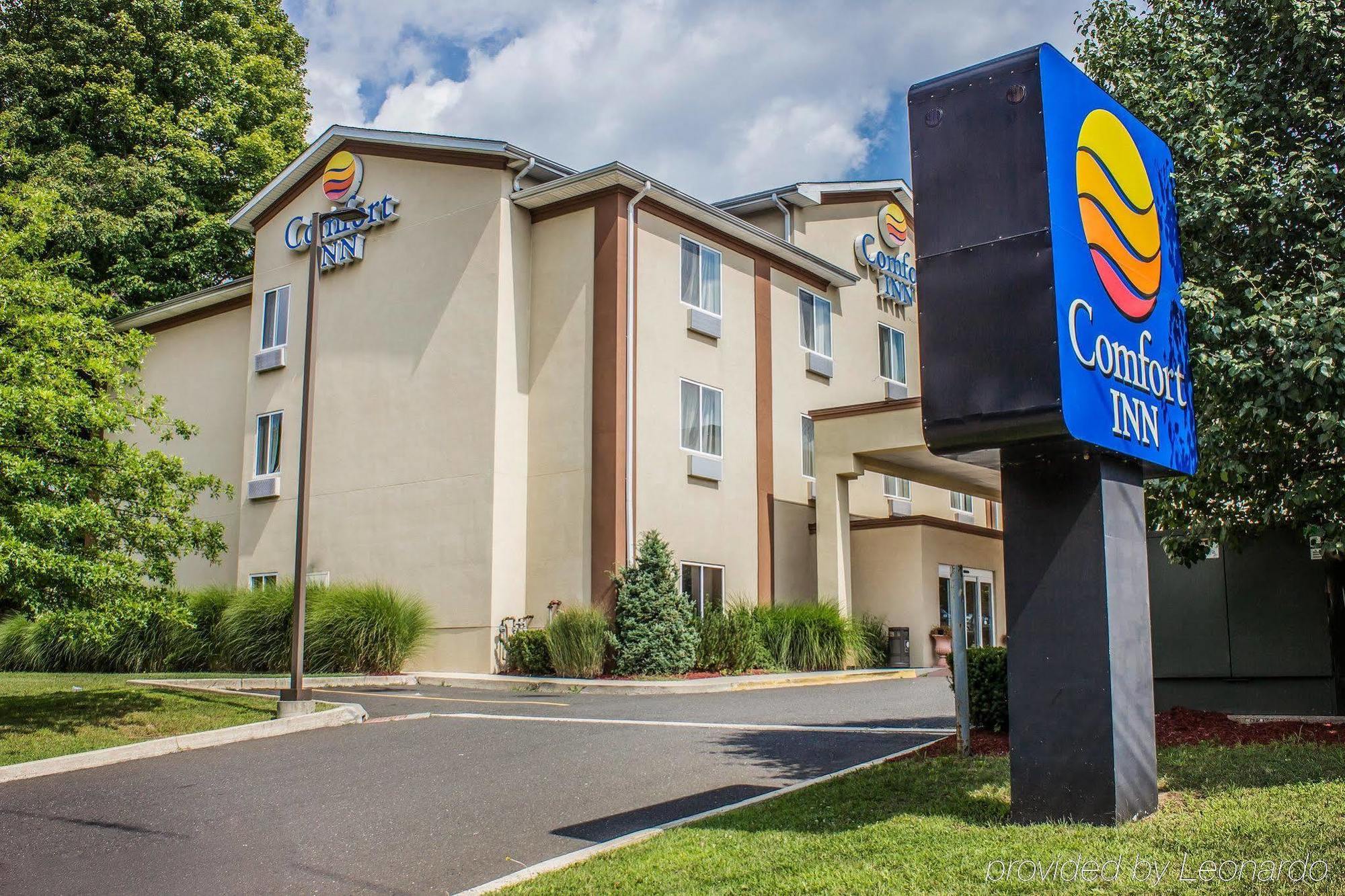 Comfort Inn Naugatuck-Shelton, Ct Zewnętrze zdjęcie